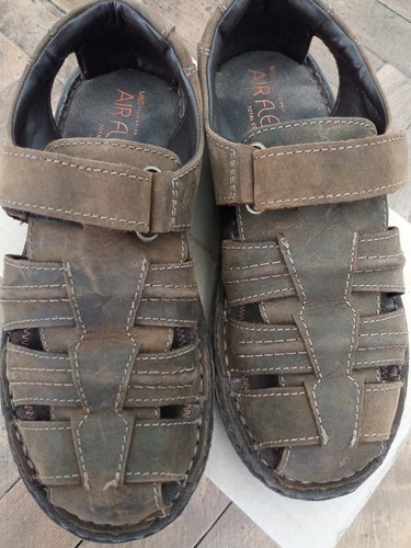 And gents leather sandles - s,