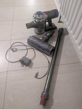 Dyson V8 Absolute Cordless Vacuum Cleaner with all accessories Spares/Repairs