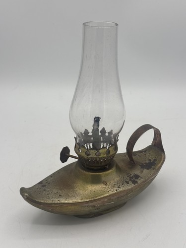 Vintage genie style oil lamp - vintage,