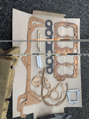 Ford 100e 300e 1172cc side - 300e,