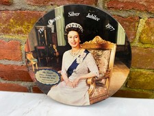 The Queens Silver Jubilee Tin