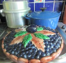 Portuguese Majolica Blueberry Pie Keeper Party Serving Dish 1970,s