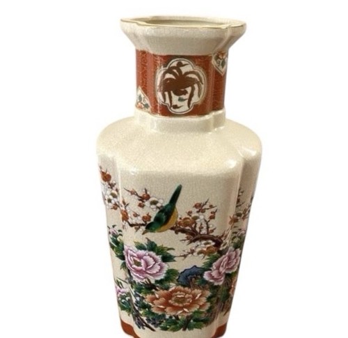 Vtg kutani japanese vase with - vtg,