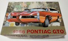 American Classic Muscle Car Legend 1966 PONTIAC GTO  Model Kit Scale 1:24 New