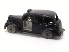 Morestone No.13 "ESSO Petrol" Pump Series Austin Taxi Cab (MATCHBOX SIZE)