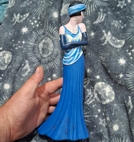 Art deco flapper lady - art,