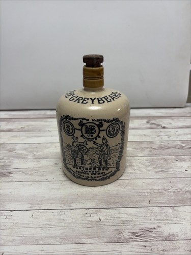 Rare heather dew scotch whisky - heather,