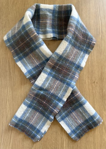 Lochmere 100 cashmere tartan - lochmere, 100%