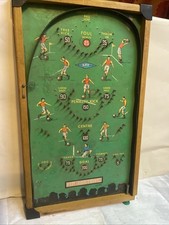 Kay Pin Football Vintage