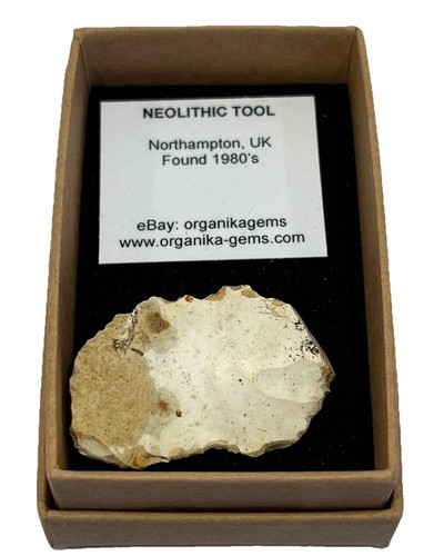 Neolithic flint tool 4500 - flint,