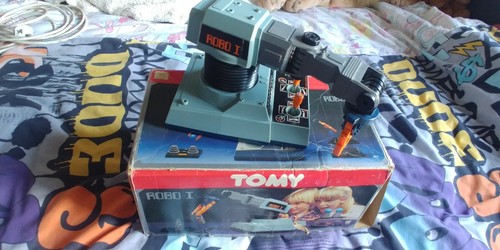 Tomy robo tandy radio shack - robo,