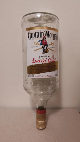 Empty captain morgan spiced - empty,