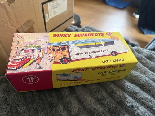 Dinky toys 989 car carrier - dinky,