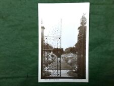 COCKFOSTERS London Trent Park Borders through gateway Malby