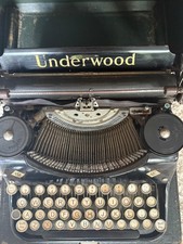 Vintage Underwood Typewriter with Case