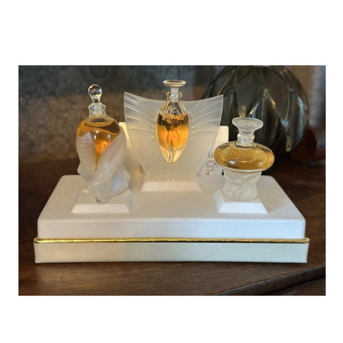 Lalique les flacons miniatures - les,