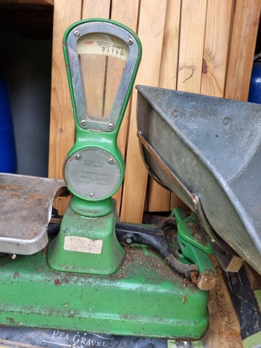 Vintage avery weighing scales - avery,