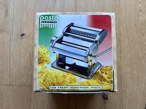 Stainless steel pasta machine