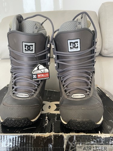 Ghost snowboard boots - dc,