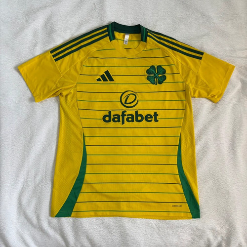 Celtic away football - away,