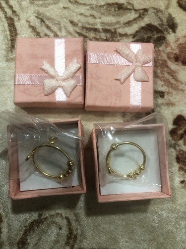 Women anxiety worry fidget - 2x,