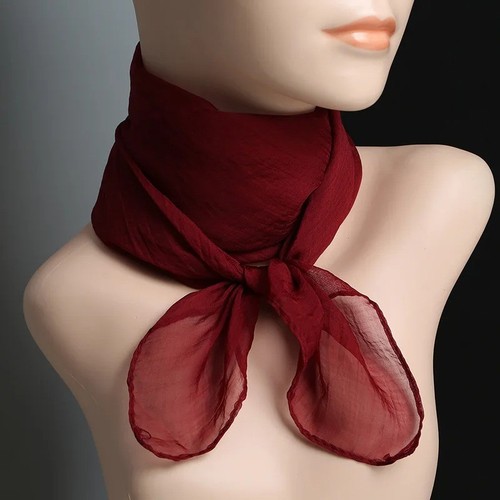 Women 70x70cm silk feel square - 70x70cm,