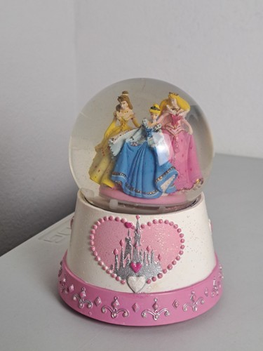 Vtg disney princesses wind up - vtg.,