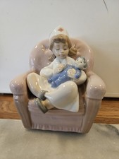 Rare Lladro Nao "Nurse " Girl Figurine (1985) H12cm X W10cm Vgc