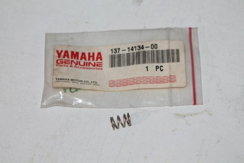 Spring for yamaha dt400 it175 - spring,