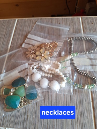 Mix costume jewellery job - mix,