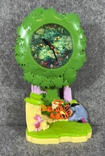 DISNEY~Winnie the Pooh Clock