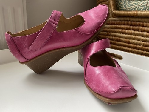 Clarks quality real leather - real,