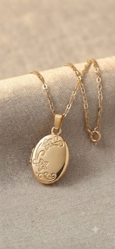 9ct gold vintage oval locket - 9ct,