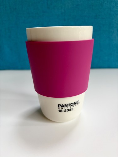 Pantone universe classic - pantone,