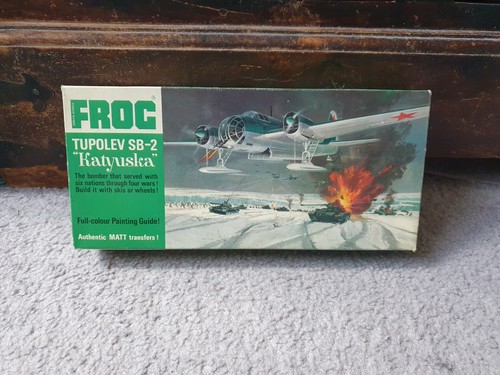 F176 frog tupolev sb 2 - frog, sb-2