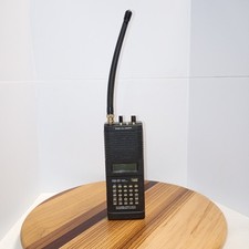 Realistic PRO-30 Handheld UHF
