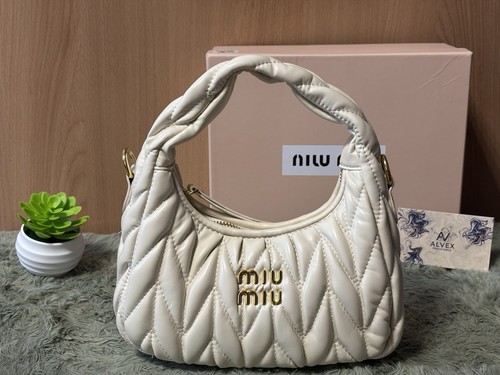 Miu wander - miu, matelasse