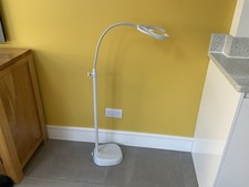 PURElite LED Tri-Spectrum Three-in-One Magnifying Lamp Rechargeable