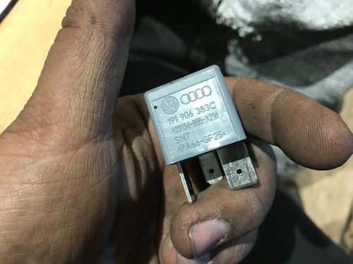 Genuine audi seat skoda 167 - audi,
