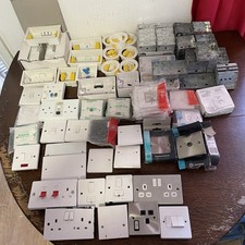 JOB LOT OF ELECTRICAL SOCKETS