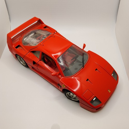 1987 bburago ferrari f40 18 - ferrari, 1/18