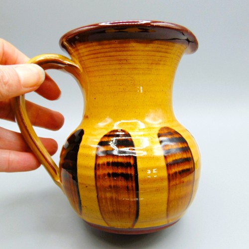 Welsh studio pottery - studio, teifi
