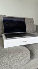 Apple MacBook Pro 16-inch (M1