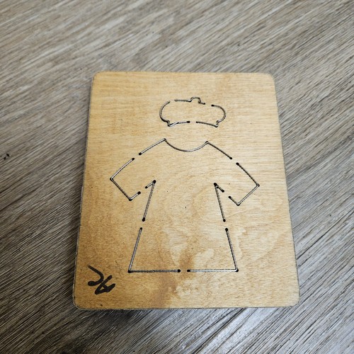Dress whit beret wood - wood, die