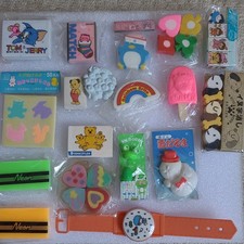 🎀 RARE VINTAGE ERASERS 