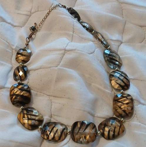 Brown black beaded necklace - brown,