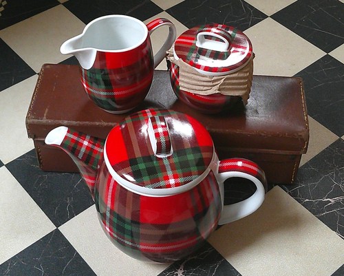 New waterside fine china - new,