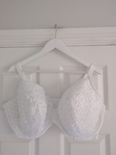 Size 46E White Bra Shapely