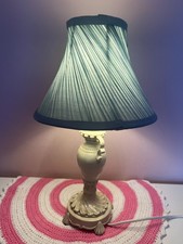 GRECIAN URN STYLE CREAM TABLE
