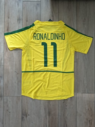 Retro brazil ronaldinho world - ronaldinho,